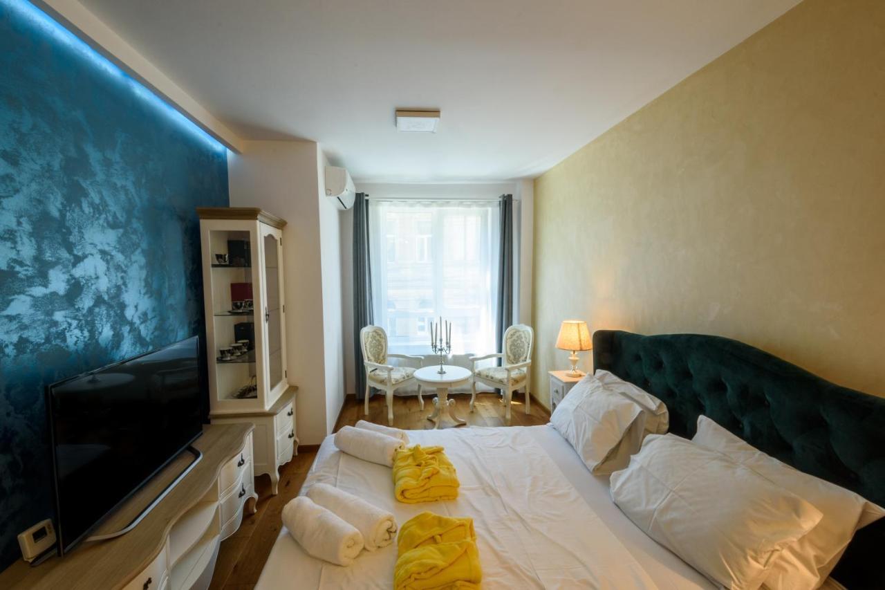 Ultracentral Luxury Apartment Cluj-Napoca Ngoại thất bức ảnh