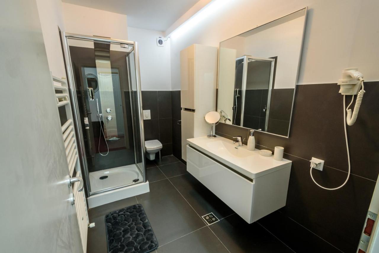 Ultracentral Luxury Apartment Cluj-Napoca Ngoại thất bức ảnh