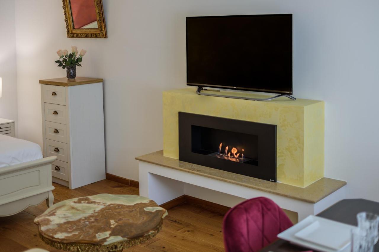 Ultracentral Luxury Apartment Cluj-Napoca Ngoại thất bức ảnh
