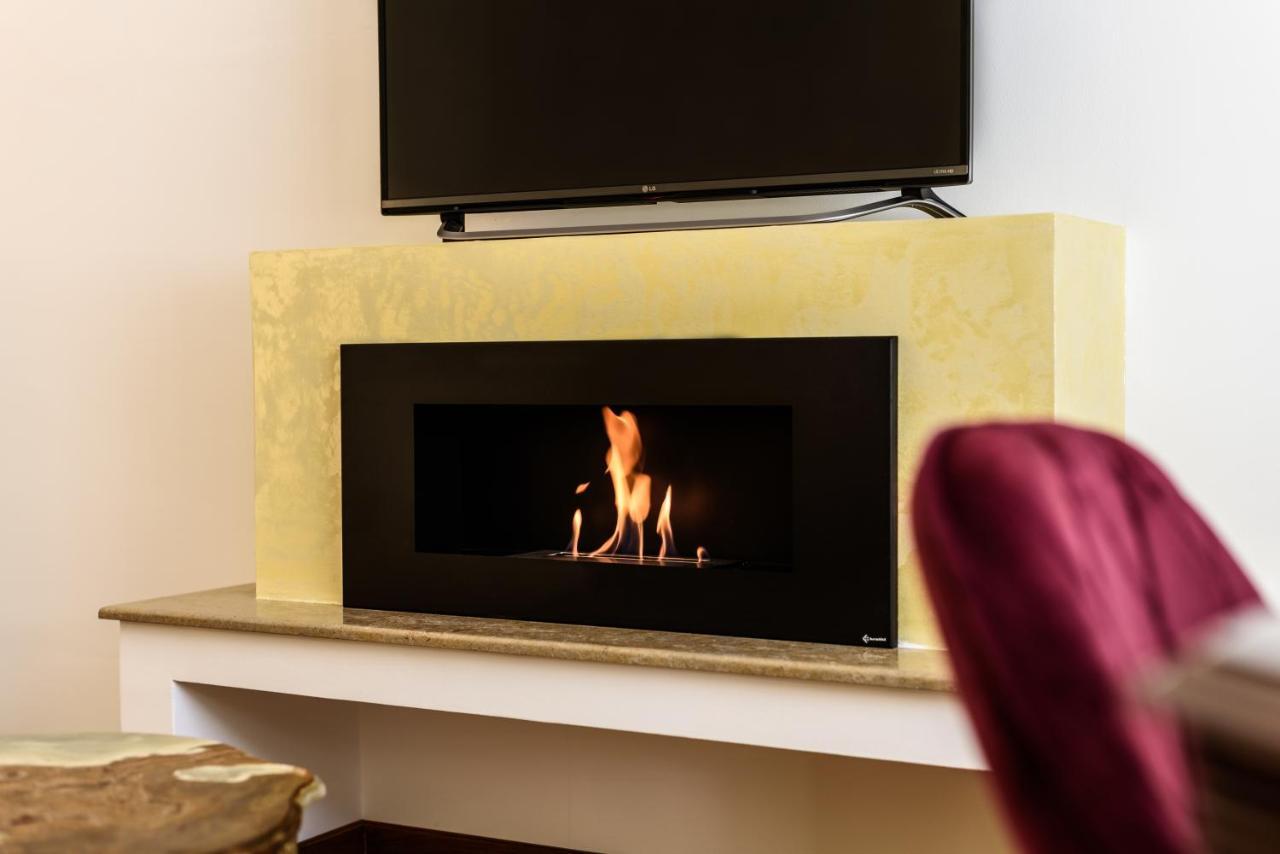 Ultracentral Luxury Apartment Cluj-Napoca Ngoại thất bức ảnh